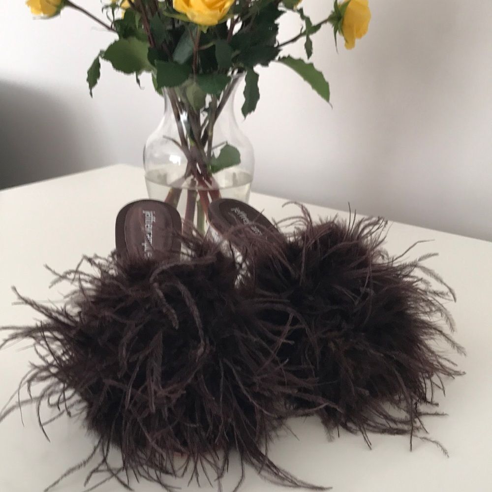 Jeffrey Campbell Daisy Feather  Boa Heels size 6.5 - Picture 7 of 16
